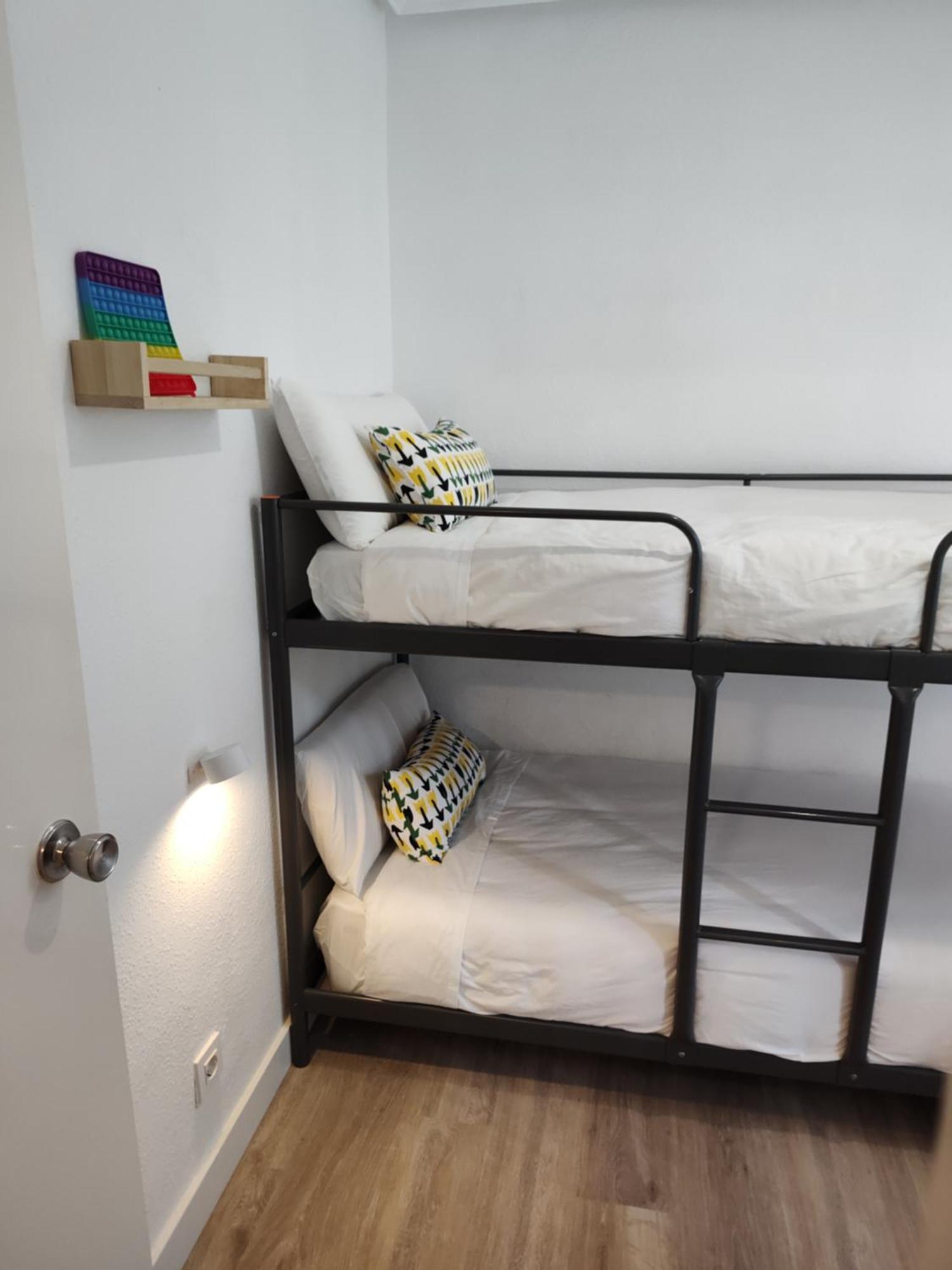 Apartamento Entero Con Desayuno Incluido Y Parking Gratuito, A 3 Km De Playa Con Aire Acondicionado Muskiz Eksteriør bilde